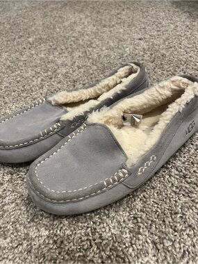 UGG Women's Gray Suede Shearling-Lined Moccasins